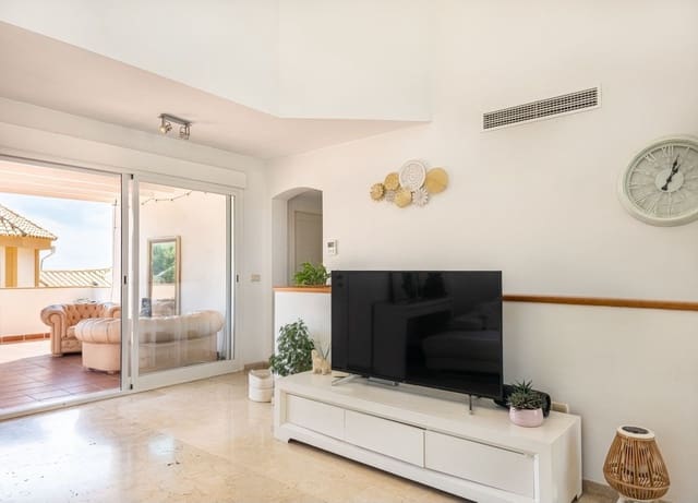 3 bedroom Semi-detached Villa for sale in Salobreña - € 475,000 (Ref: 9832748)