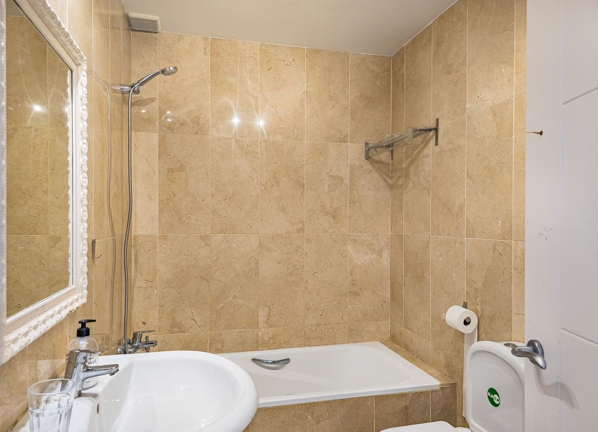 3 Zimmer Doppelhaus zu verkaufen in Salobrena mit Pool Garage - 475.000 € (Ref: 9832748)