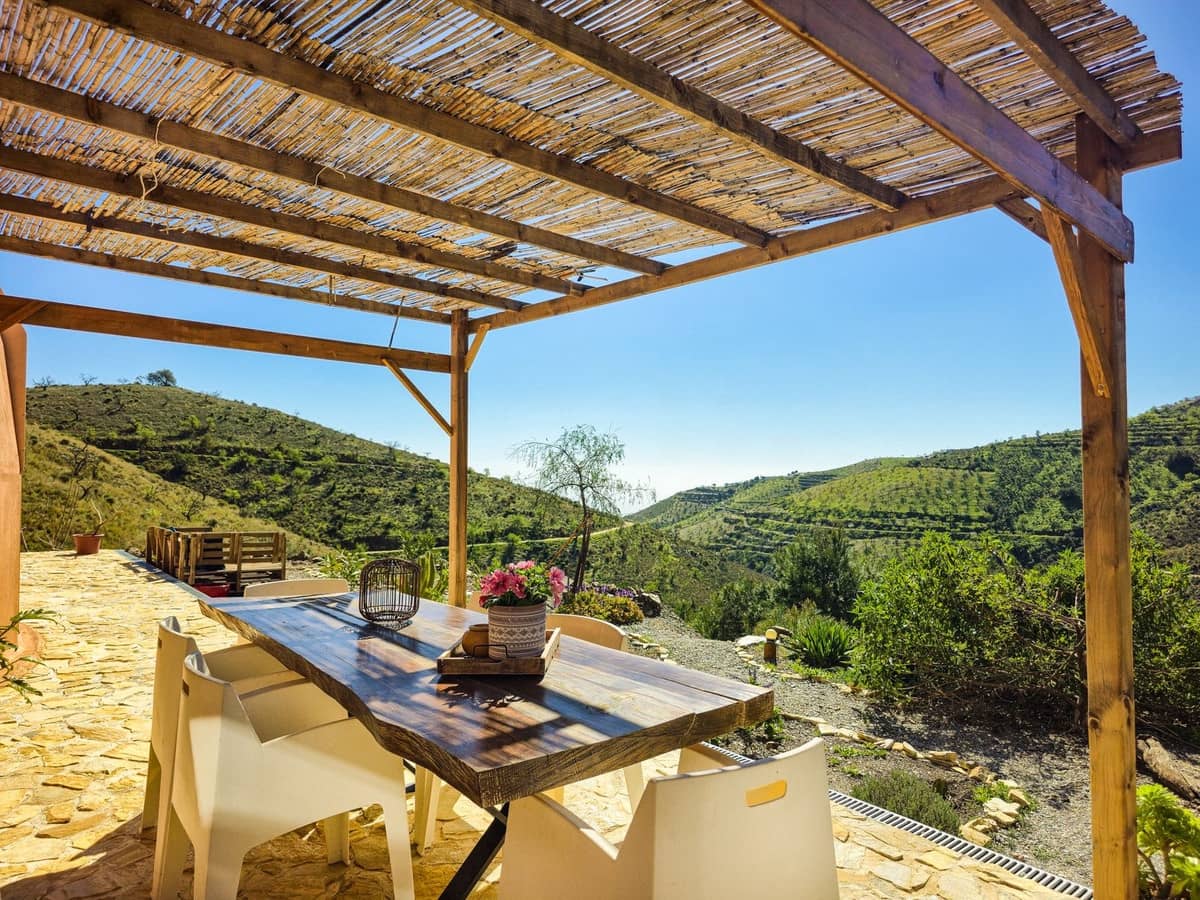 4 bedroom Villa for sale in Rubite with garage - € 248,500 (Ref: 9838262)