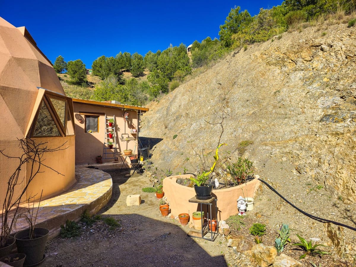 4 bedroom Villa for sale in Rubite with garage - € 248,500 (Ref: 9838262)