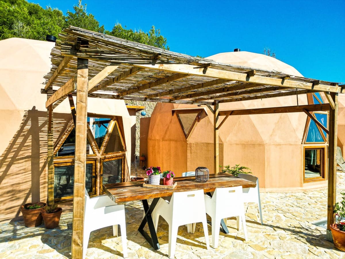 4 bedroom Villa for sale in Rubite with garage - € 248,500 (Ref: 9838262)