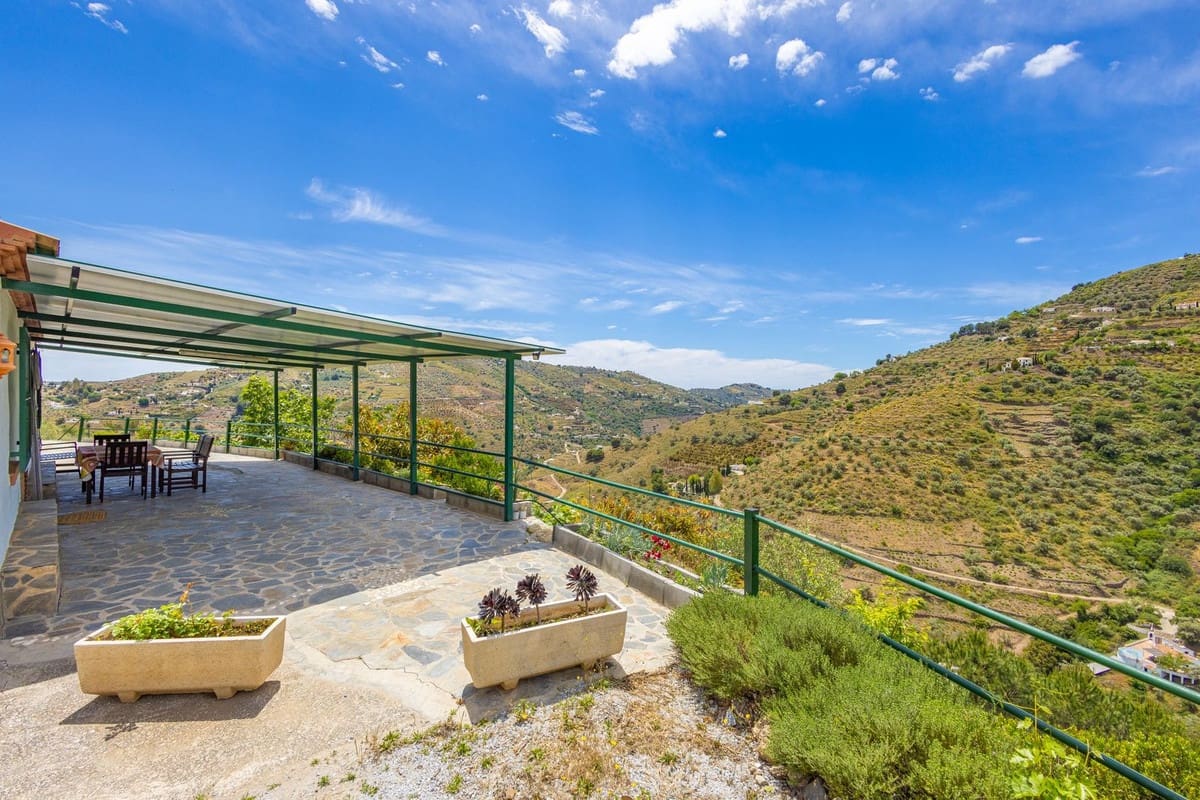 3 slaapkamer Finca/Landhuis te koop in Competa met zwembad garage - € 365.000 (Ref: 9839708)