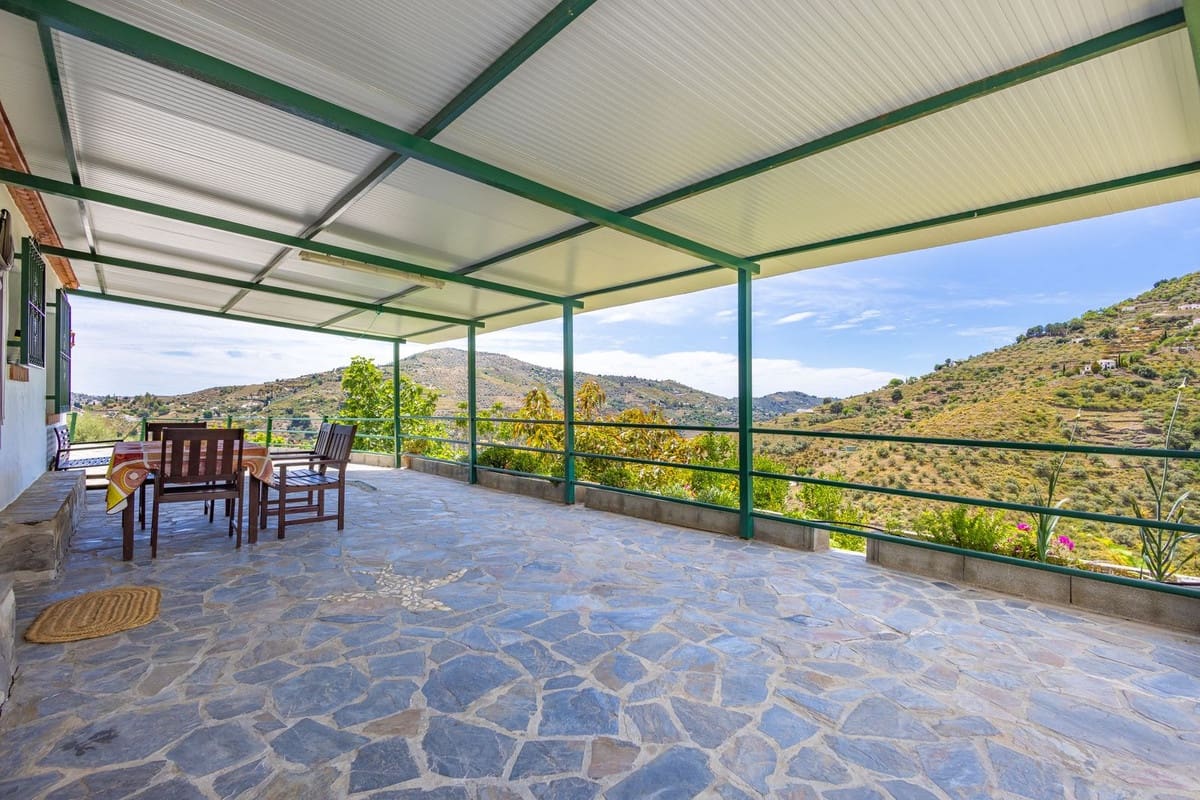 3 slaapkamer Finca/Landhuis te koop in Competa met zwembad garage - € 365.000 (Ref: 9839708)