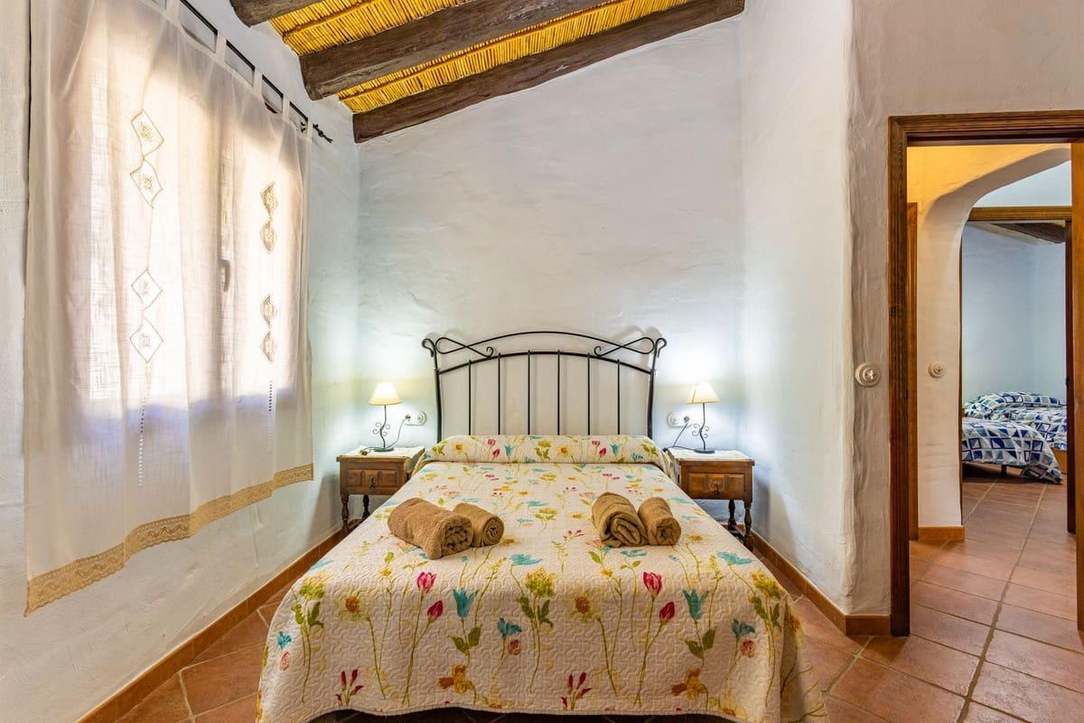 3 slaapkamer Finca/Landhuis te koop in Competa met zwembad garage - € 365.000 (Ref: 9839708)