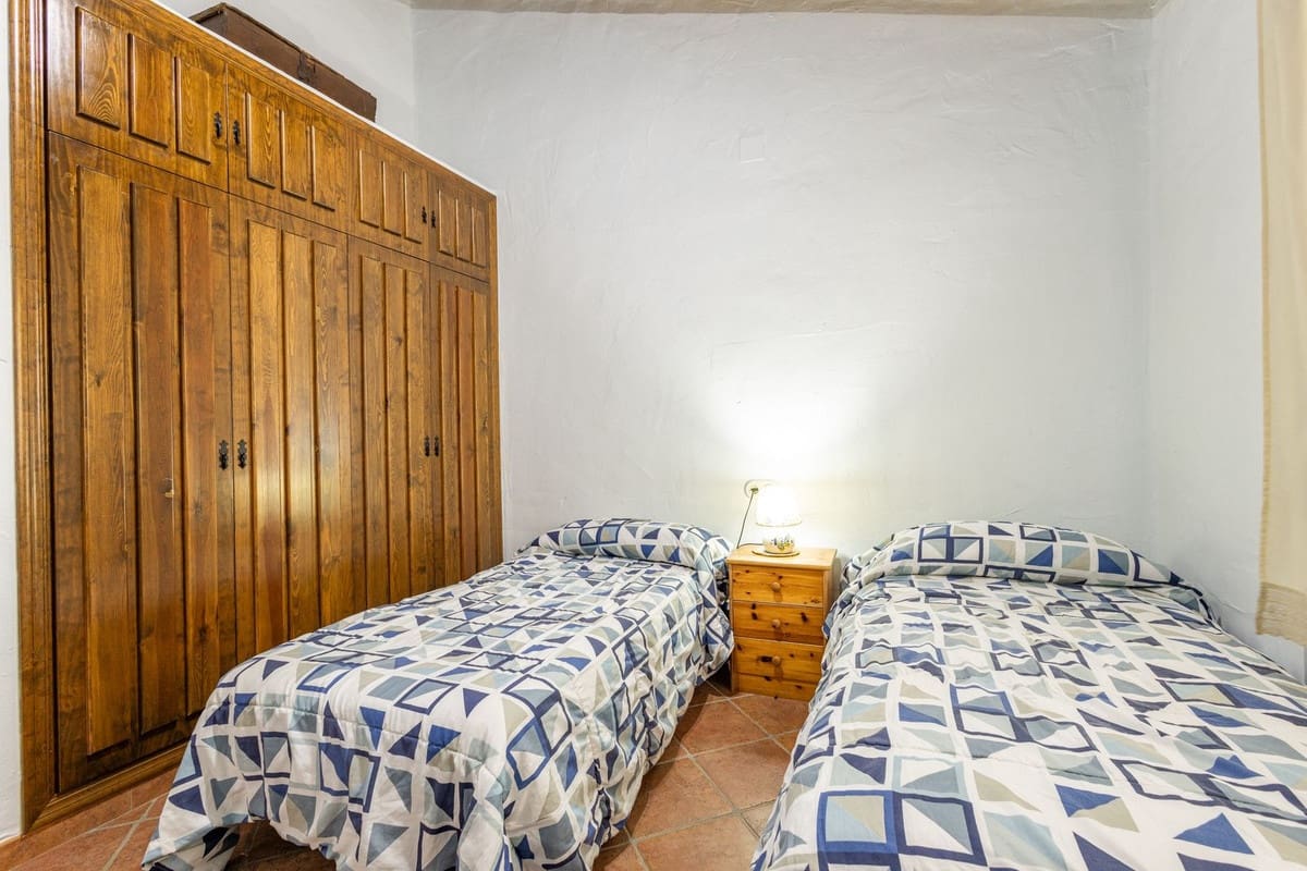 3 slaapkamer Finca/Landhuis te koop in Competa met zwembad garage - € 365.000 (Ref: 9839708)