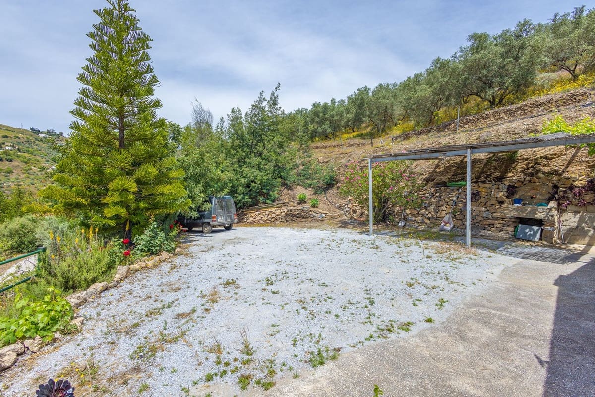 3 slaapkamer Finca/Landhuis te koop in Competa met zwembad garage - € 365.000 (Ref: 9839708)