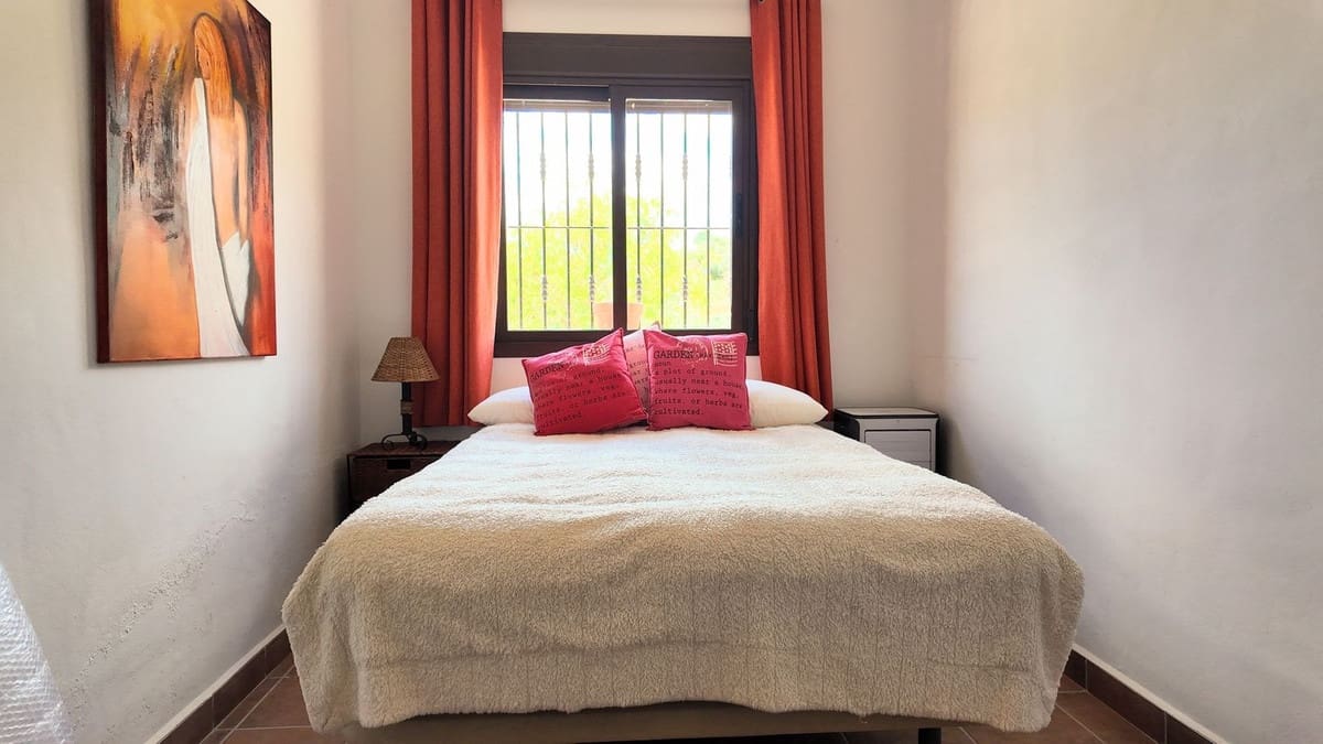 3 bedroom Villa for sale in Alora - € 349,999 (Ref: 9841555)
