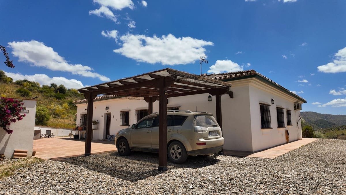3 bedroom Villa for sale in Alora - € 349,999 (Ref: 9841555)