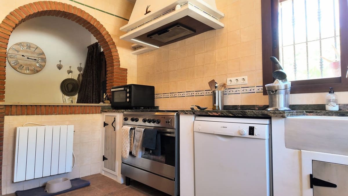 3 bedroom Villa for sale in Alora - € 349,999 (Ref: 9841555)