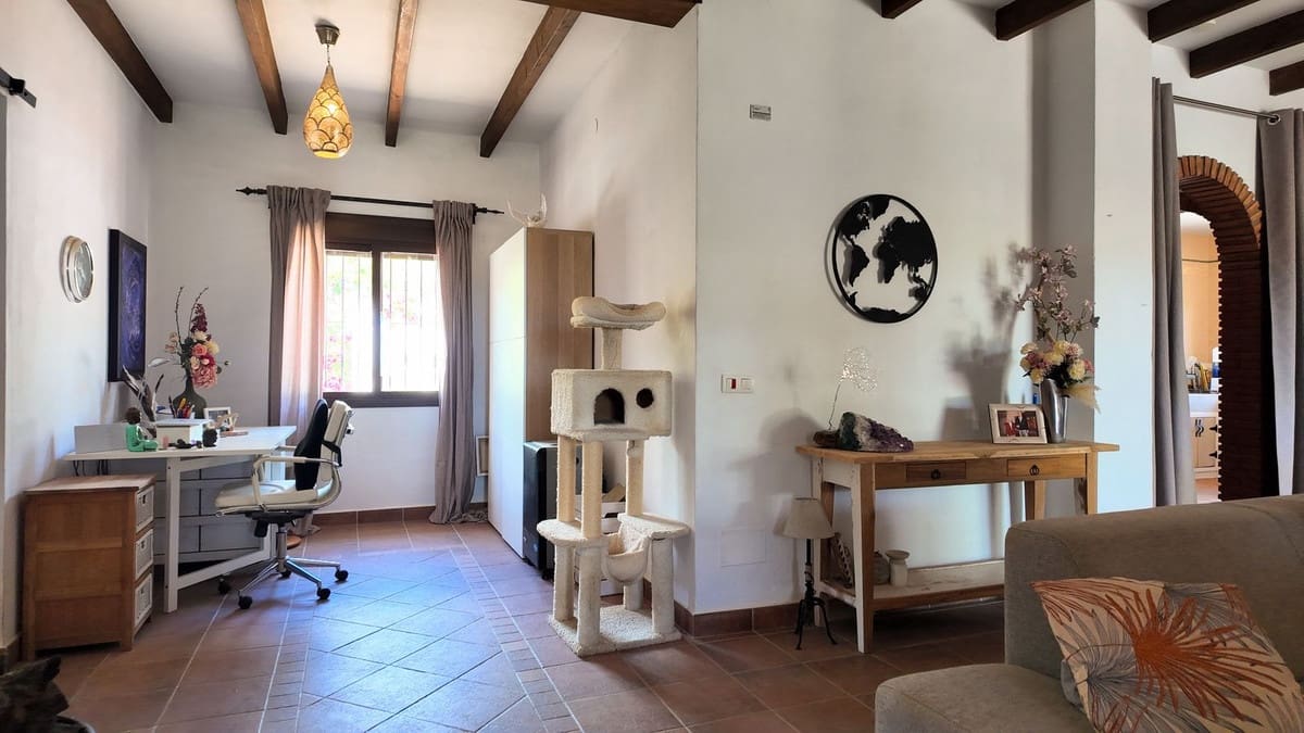 3 bedroom Villa for sale in Alora - € 349,999 (Ref: 9841555)