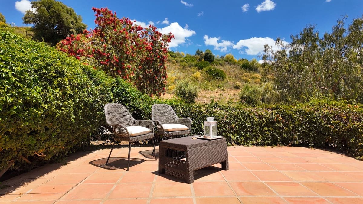 3 bedroom Villa for sale in Alora - € 349,999 (Ref: 9841555)