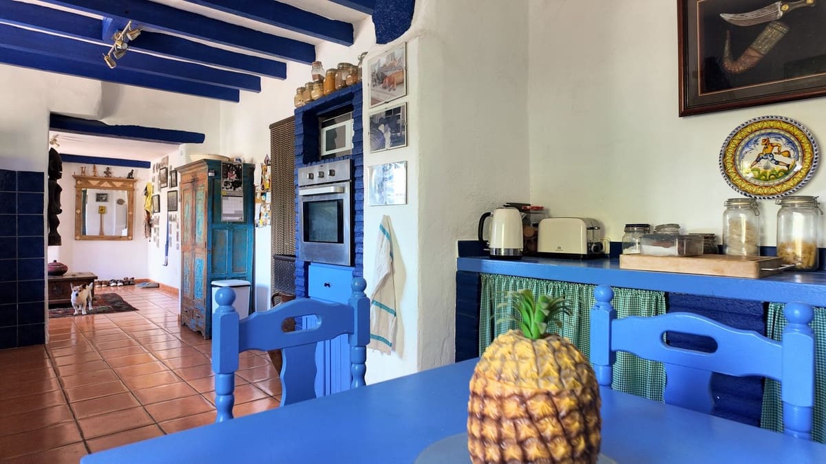 5 bedroom Finca/Country House for sale in Alora with pool - € 420,000 (Ref: 9841726)