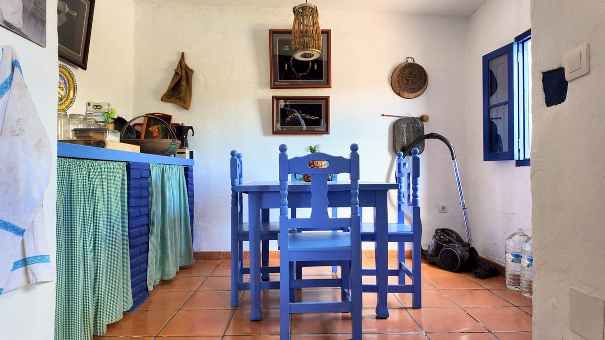 5 bedroom Finca/Country House for sale in Alora with pool - € 420,000 (Ref: 9841726)