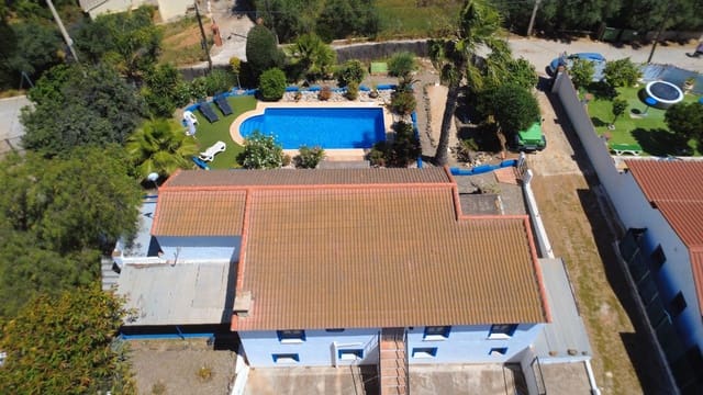 5 soveværelse Finca/Landehus til salg i Alora med swimmingpool - € 420.000 (Ref: 9841726)