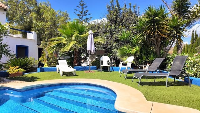 5 soveværelse Finca/Landehus til salg i Alora med swimmingpool - € 420.000 (Ref: 9841726)