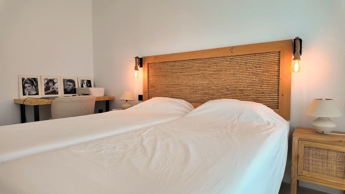 2 sypialnia Apartament na sprzedaż w Estepona z basenem garażem - 669 500 € (Ref: 9861071)