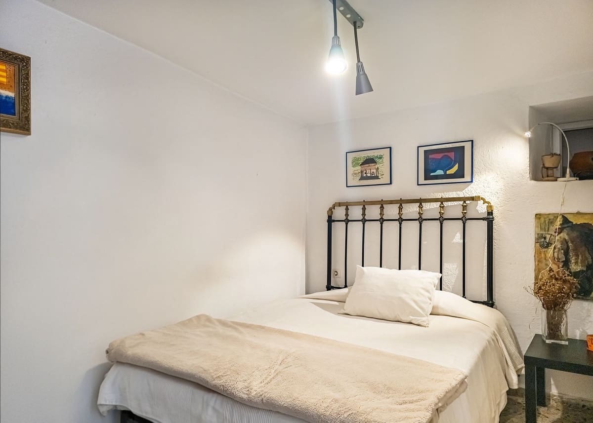 3 bedroom Townhouse for sale in Alfarnate with pool - € 259,000 (Ref: 9866197)