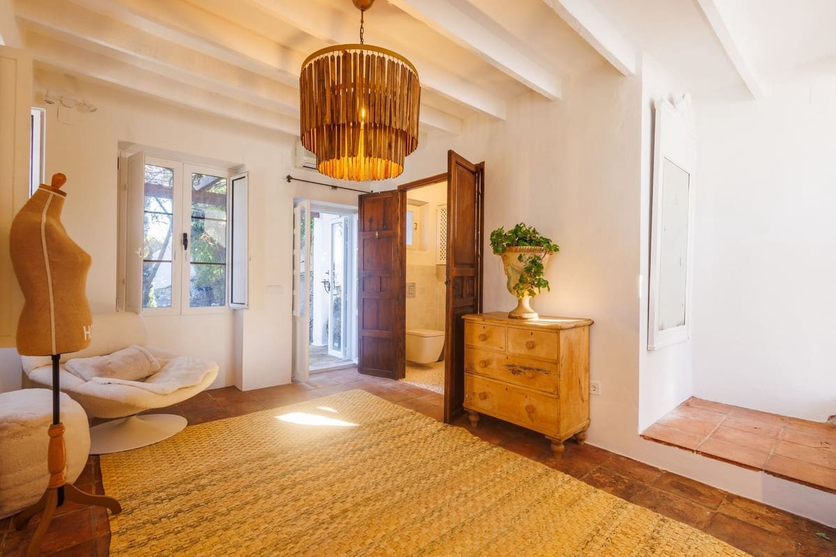 3 bedroom Townhouse for sale in Comares with garage - € 499,000 (Ref: 9891478)