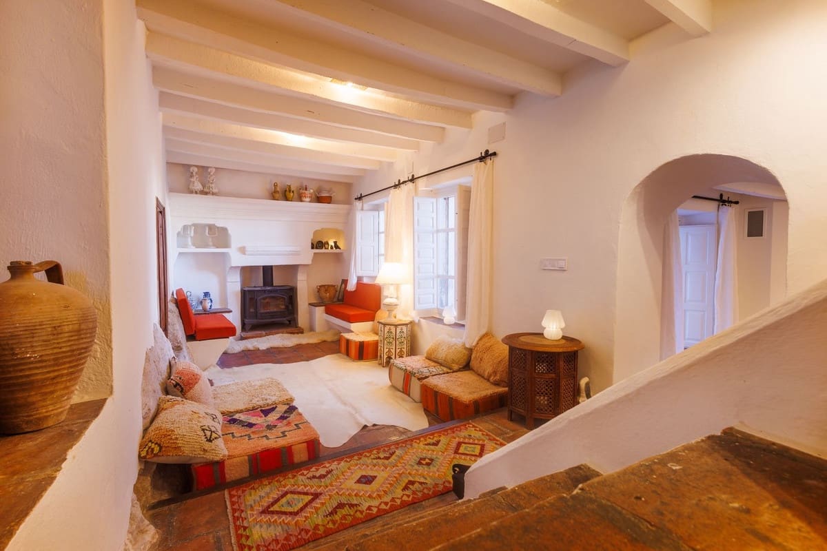3 bedroom Townhouse for sale in Comares with garage - € 499,000 (Ref: 9891478)