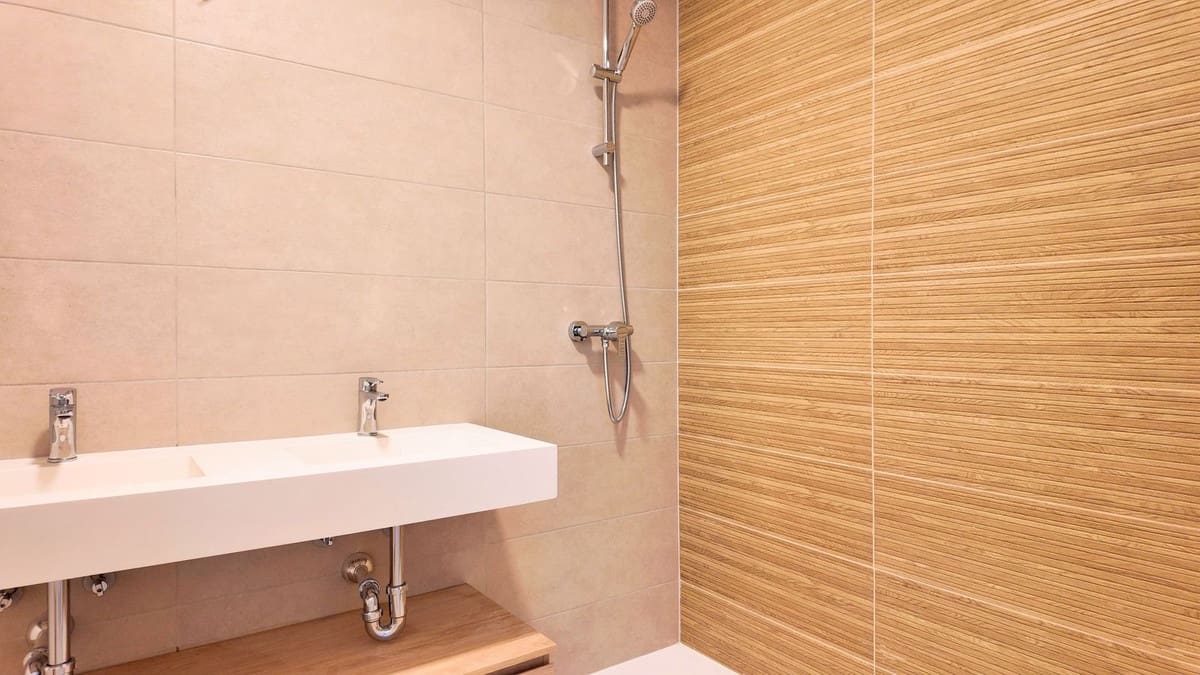 2 sypialnia Penthouse na sprzedaż w Estepona z basenem garażem - 510 000 € (Ref: 9898402)