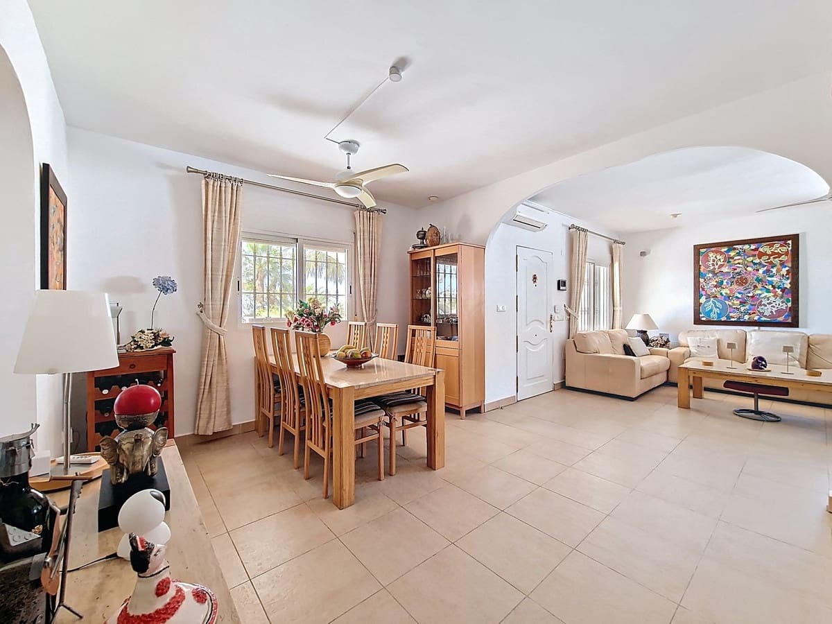 4 bedroom Finca/Country House for sale in Velez-Malaga with pool garage - € 795,000 (Ref: 9899838)