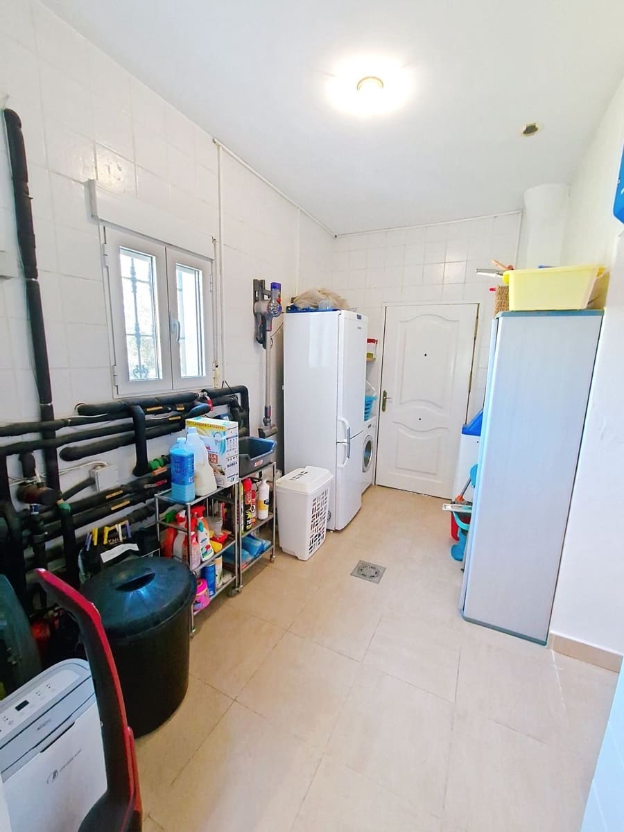 4 bedroom Finca/Country House for sale in Velez-Malaga with pool garage - € 795,000 (Ref: 9899838)