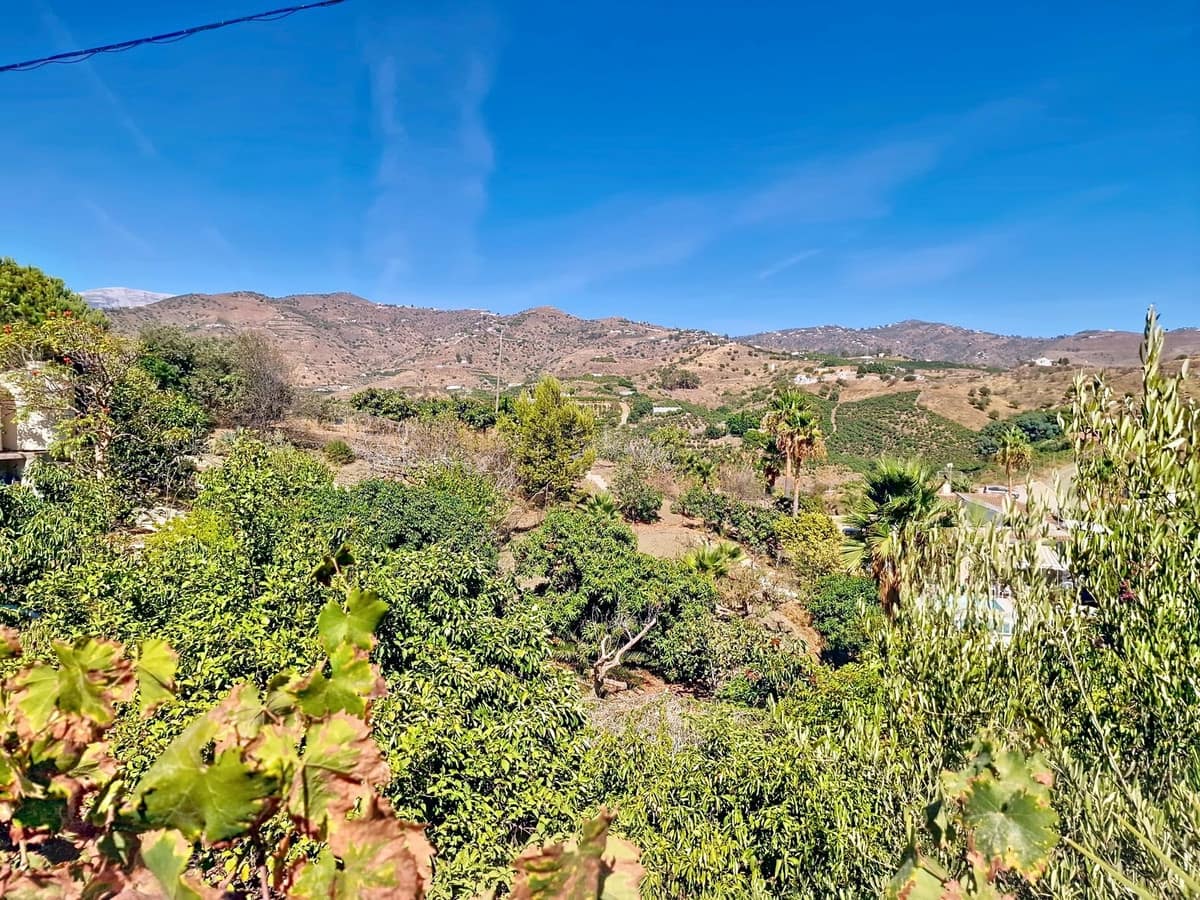 4 bedroom Finca/Country House for sale in Velez-Malaga with pool garage - € 795,000 (Ref: 9899838)