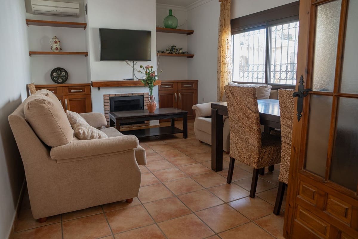 3 bedroom Finca/Country House for sale in Alora with pool garage - € 379,000 (Ref: 9902354)