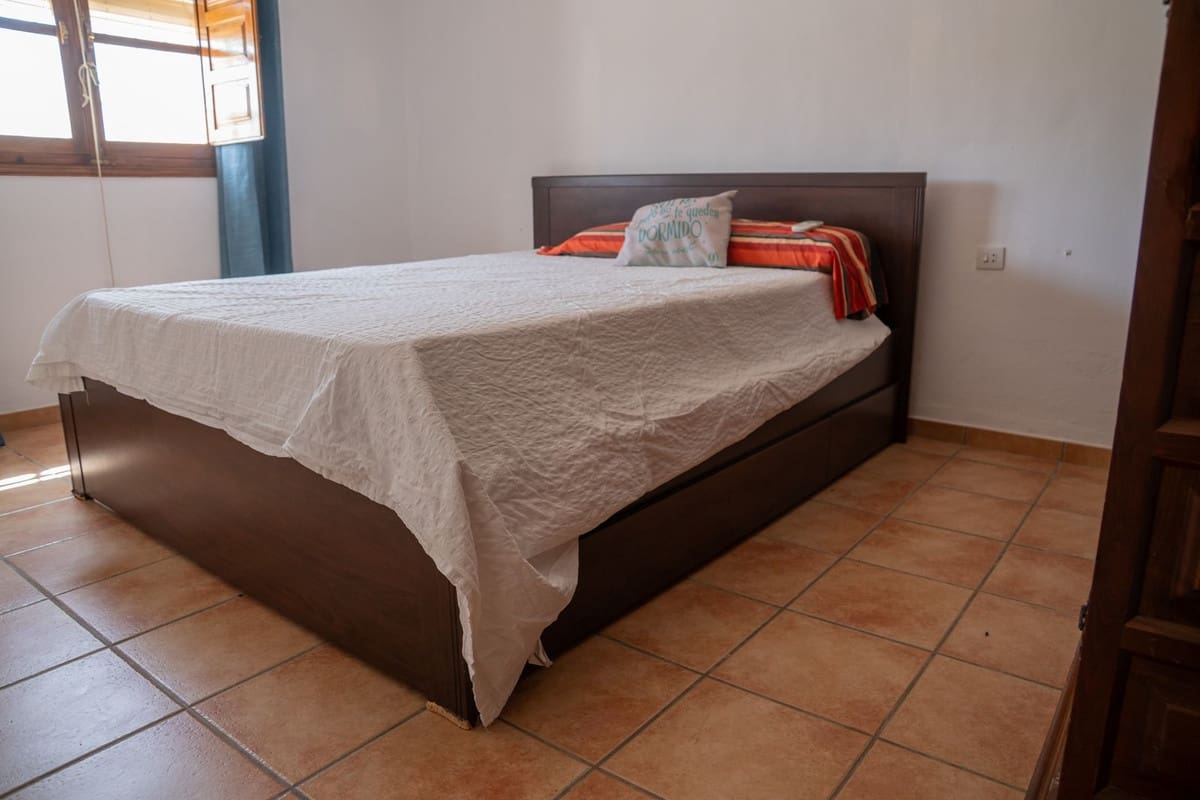 3 bedroom Finca/Country House for sale in Alora with pool garage - € 379,000 (Ref: 9902354)