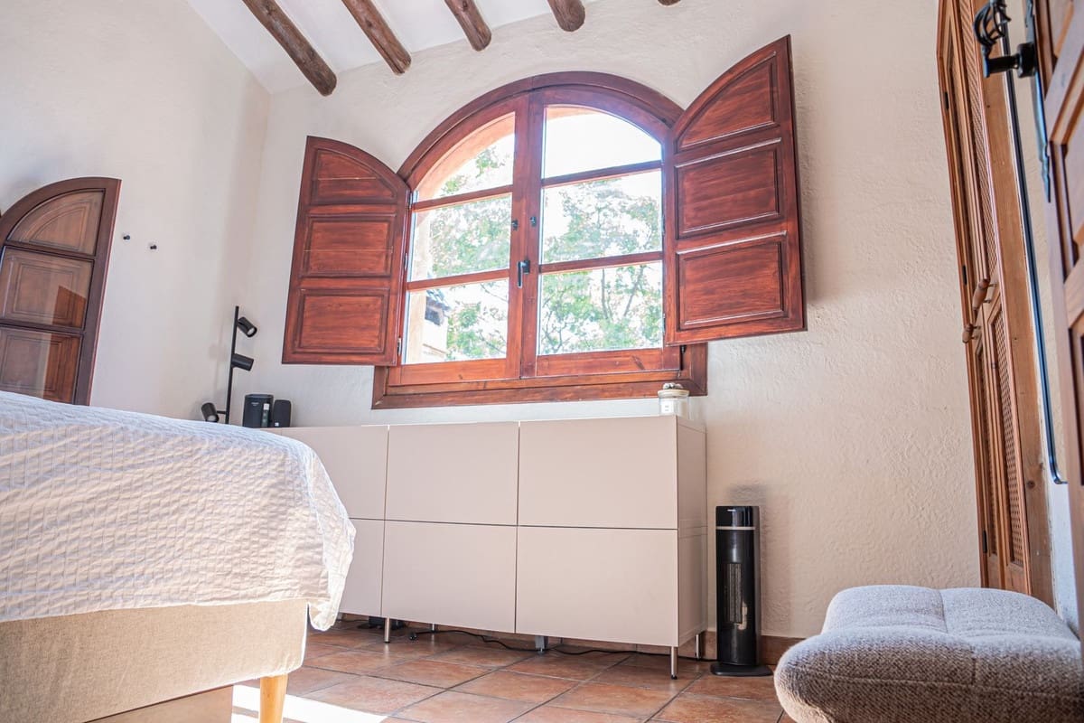 7 soveværelse Finca/Landehus til salg i Almogia med garage - € 395.000 (Ref: 9909052)