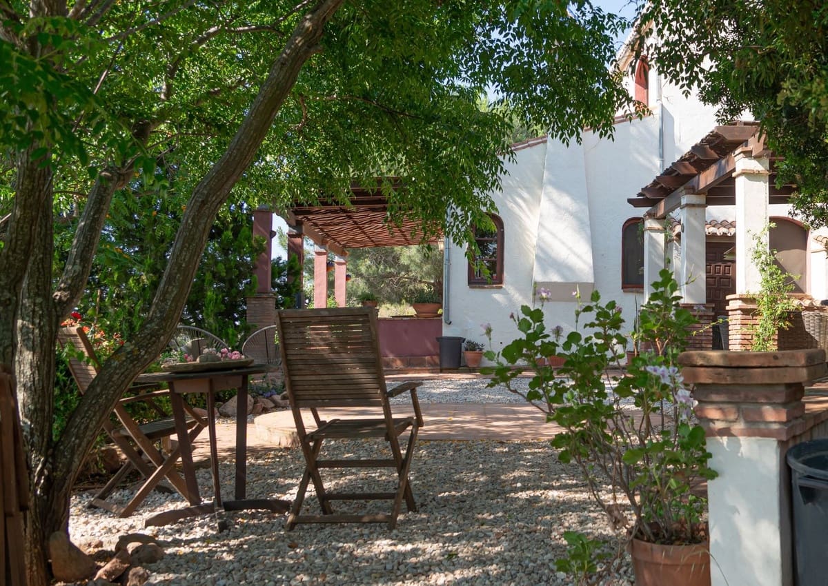 7 soveværelse Finca/Landehus til salg i Almogia med garage - € 395.000 (Ref: 9909052)