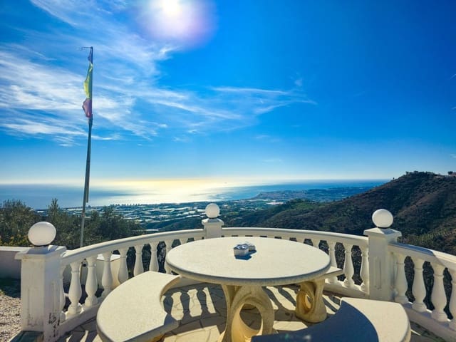 3 Zimmer Villa zu verkaufen in Arenas mit Pool Garage - 489.000 € (Ref: 9909746)