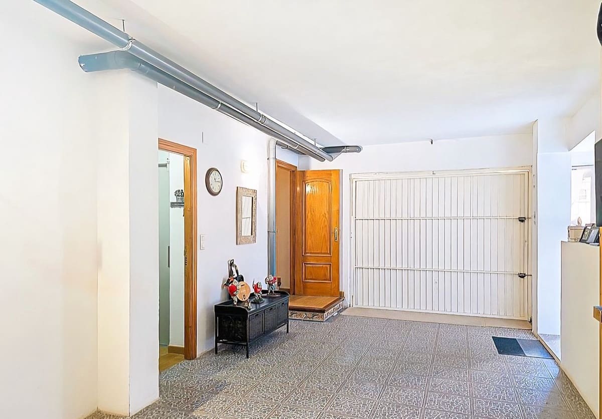 Chalet de 3 habitaciones en Almuñécar en venta con piscina garaje - 749.000 € (Ref: 9912384)