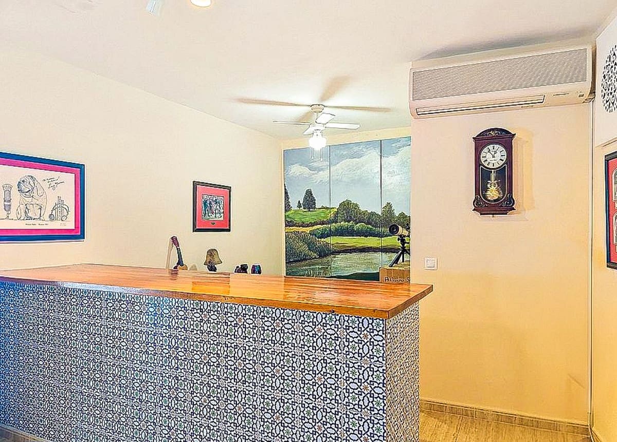 Chalet de 3 habitaciones en Almuñécar en venta con piscina garaje - 749.000 € (Ref: 9912384)