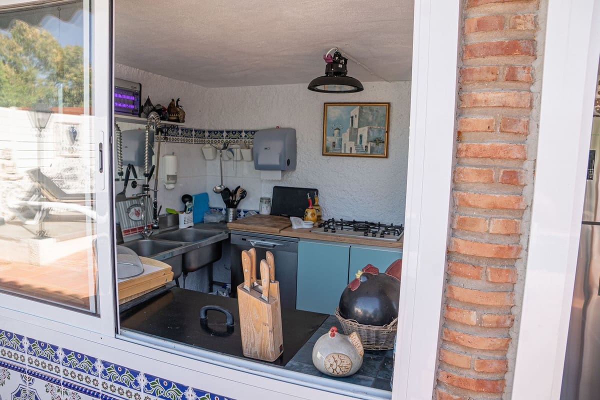 3 sovrum Finca/Hus på landet till salu i Almogia med pool garage - 449 000 € (Ref: 9924931)