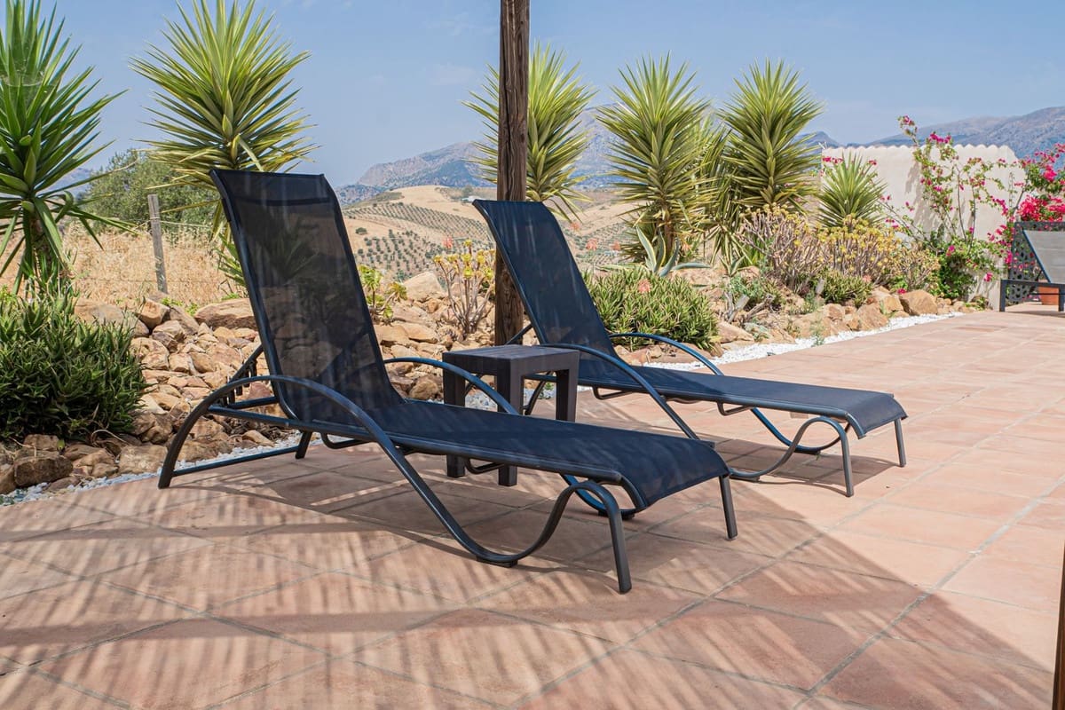 3 bedroom Villa for sale in Alora with pool garage - € 525,000 (Ref: 9929978)
