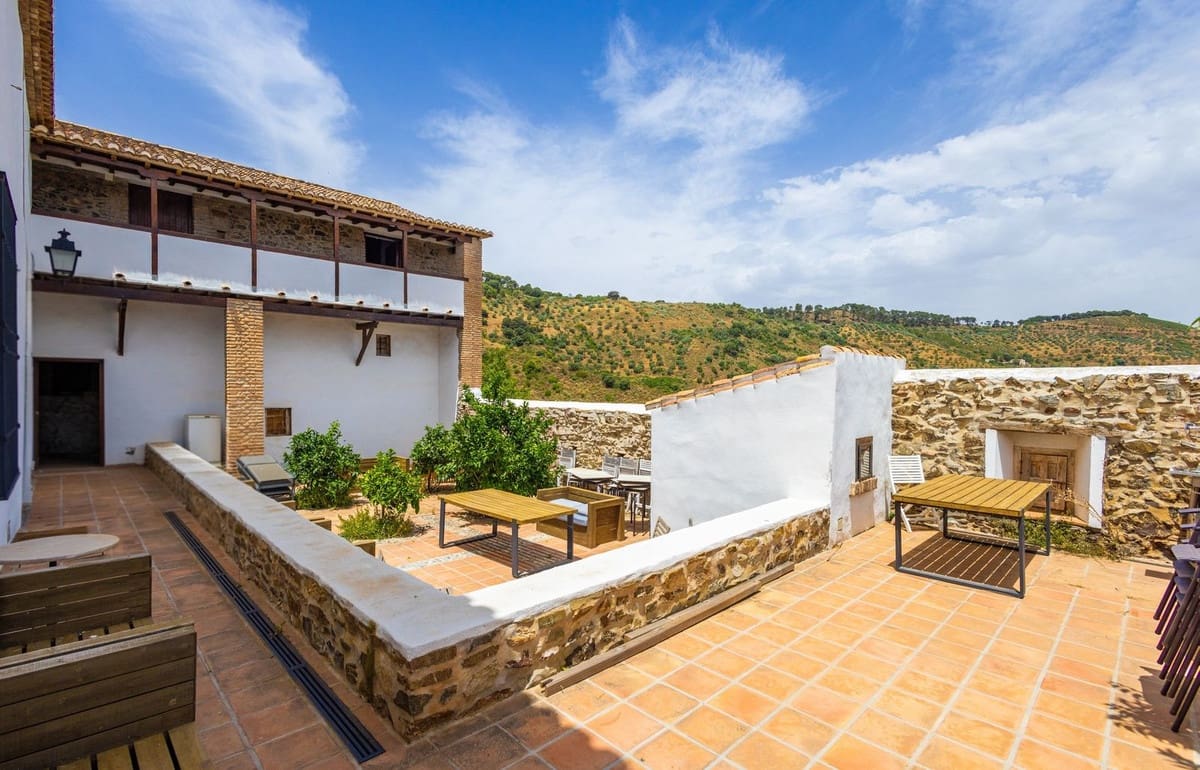 Finca/Casa Rural de 8 habitaciones en Colmenar en venta con piscina garaje - 1.195.000 € (Ref: 9937214)