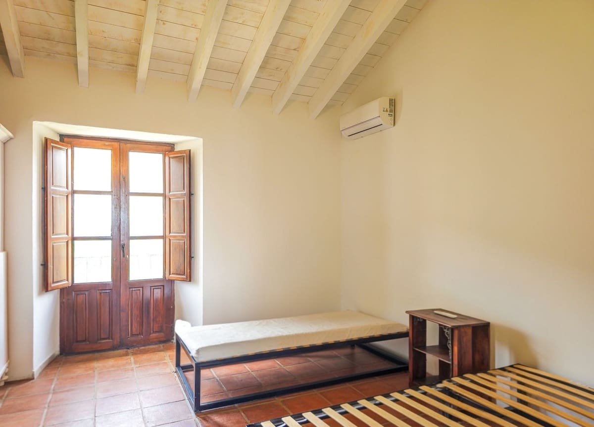 Finca/Casa Rural de 8 habitaciones en Colmenar en venta con piscina garaje - 1.195.000 € (Ref: 9937214)