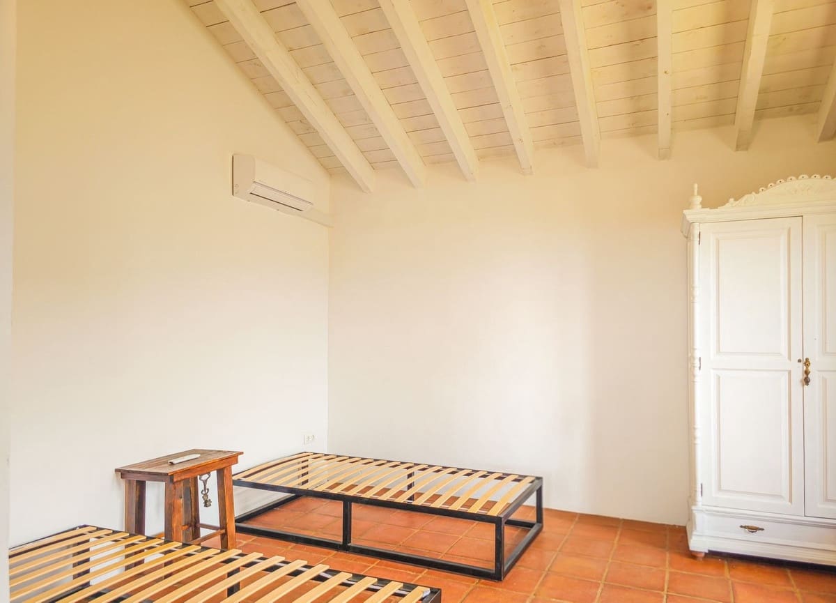 Finca/Casa Rural de 8 habitaciones en Colmenar en venta con piscina garaje - 1.195.000 € (Ref: 9937214)