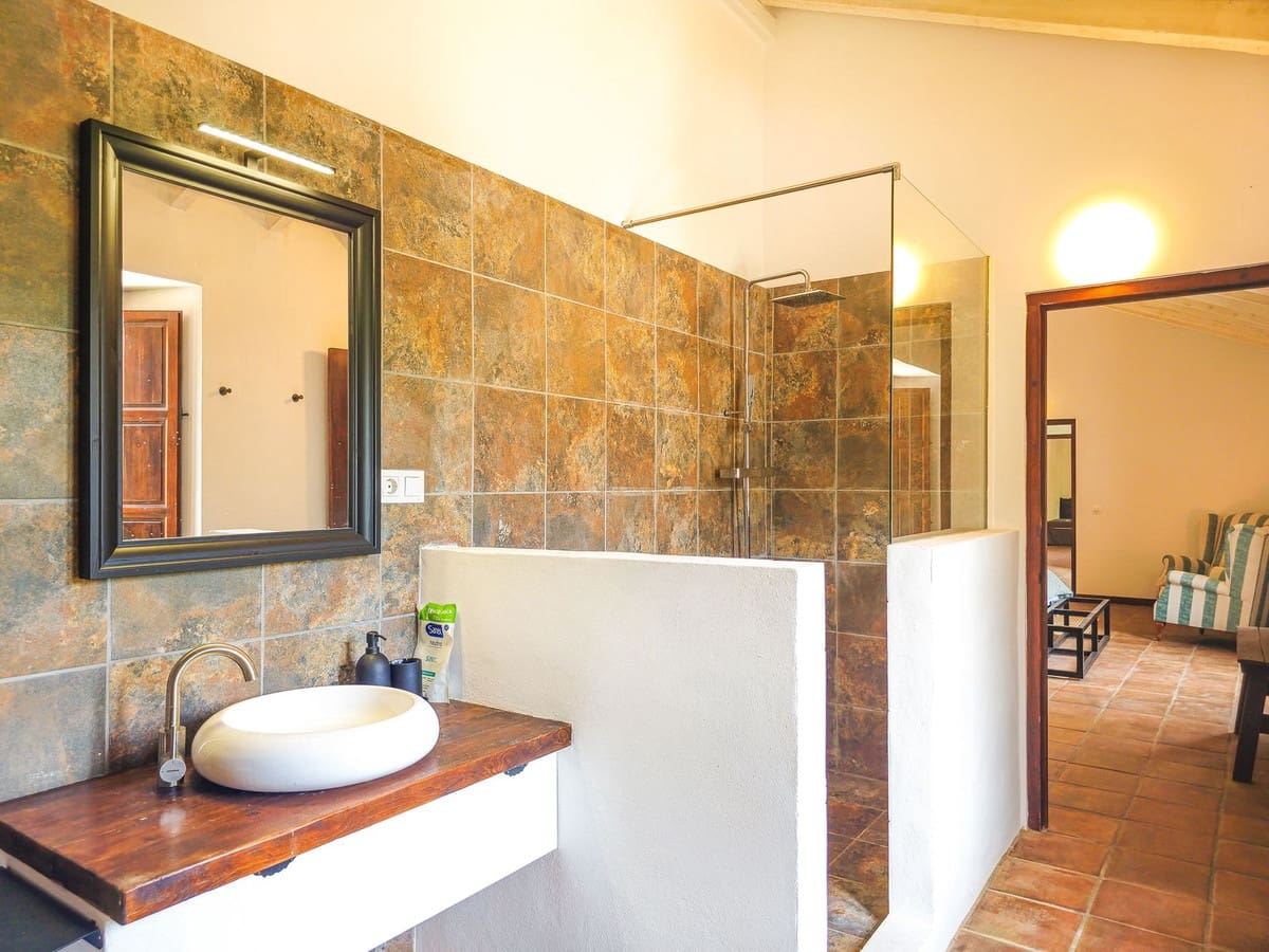 Finca/Casa Rural de 8 habitaciones en Colmenar en venta con piscina garaje - 1.195.000 € (Ref: 9937214)
