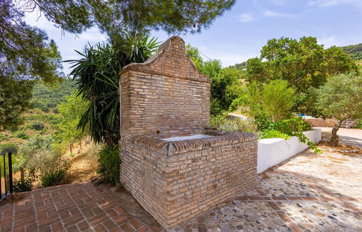 Finca/Casa Rural de 8 habitaciones en Colmenar en venta con piscina garaje - 1.195.000 € (Ref: 9937214)
