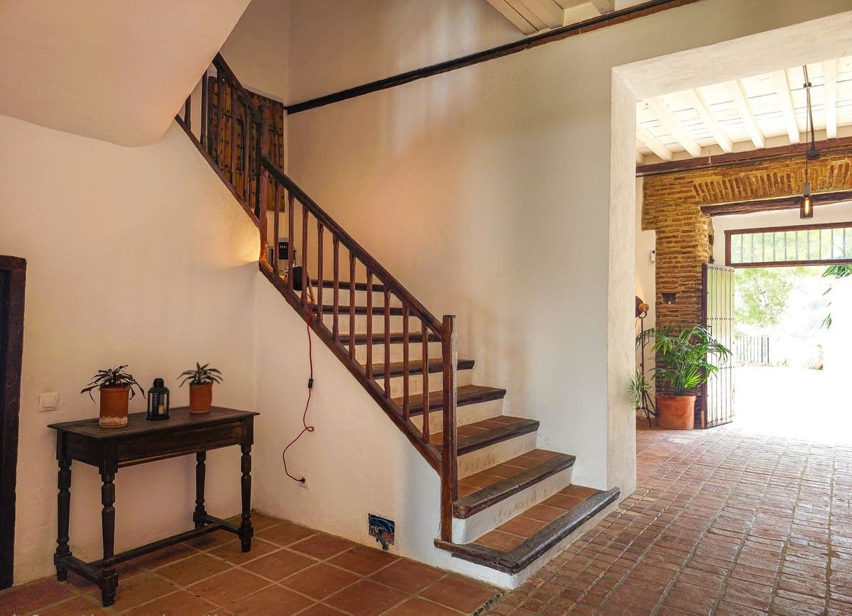 Finca/Casa Rural de 8 habitaciones en Colmenar en venta con piscina garaje - 1.195.000 € (Ref: 9937214)
