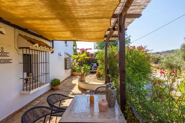 2 chambre Villa/Maison Semi-Mitoyenne à vendre à Villanueva de Algaidas avec piscine - 215 000 € (Ref: 9939254)