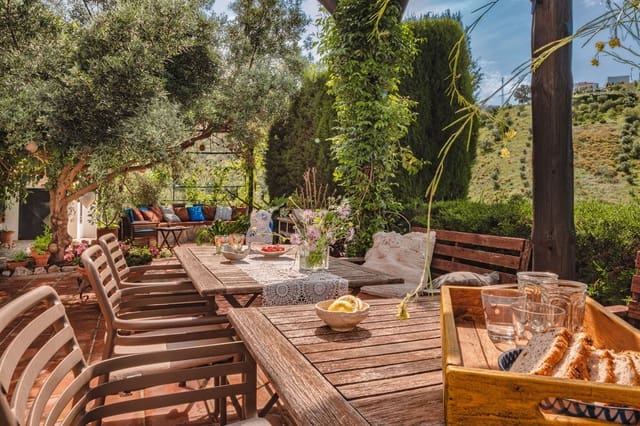 4 soveværelse Villa til salg i Canillas de Aceituno med swimmingpool garage - € 695.000 (Ref: 9941554)