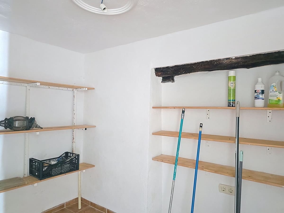 5 soveværelse Finca/Landehus til salg i Salobrena med garage - € 270.000 (Ref: 9944677)