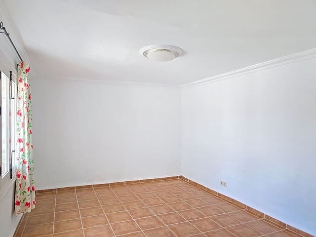 5 soveværelse Finca/Landehus til salg i Salobreña med garage - € 270.000 (Ref: 9944677)