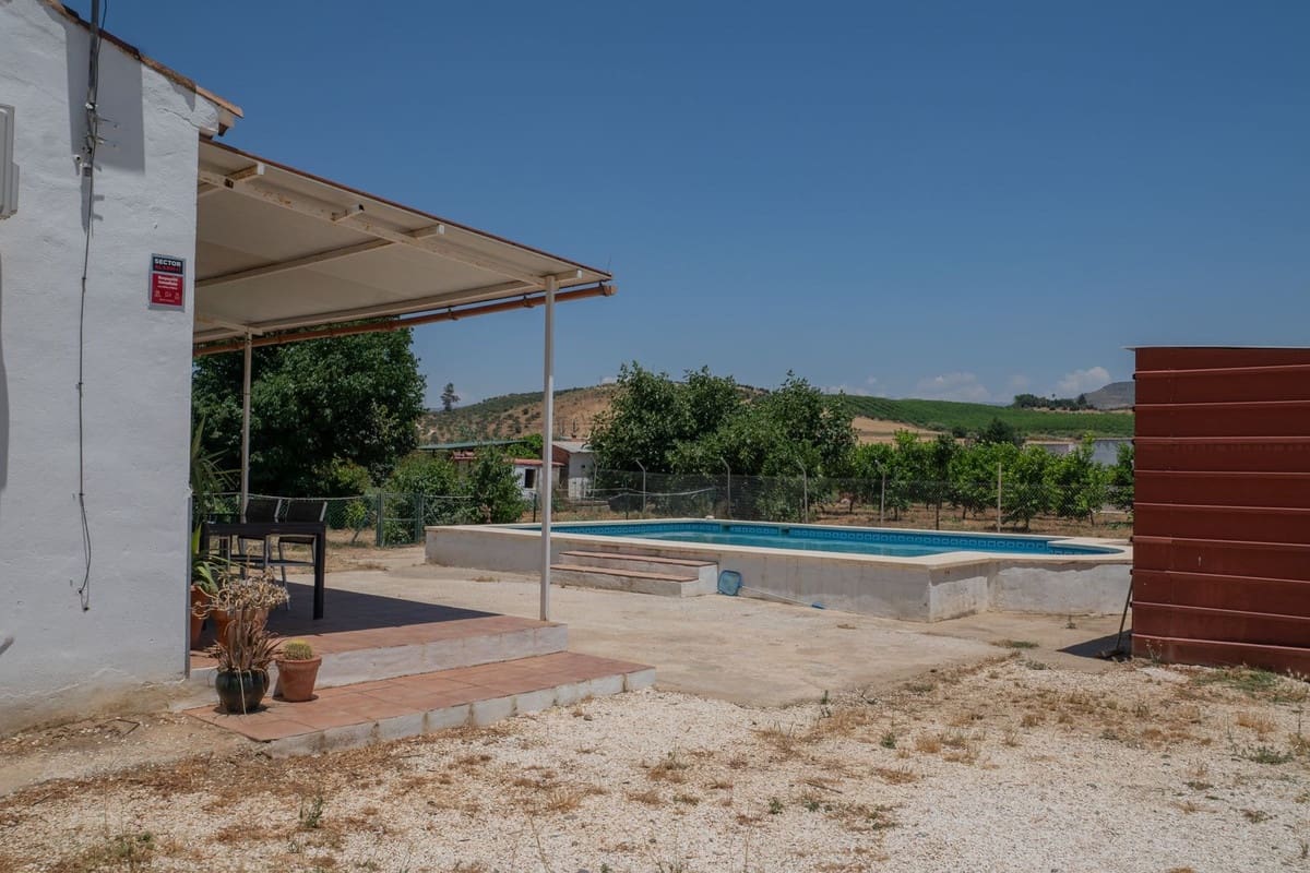 2 soveværelse Finca/Landehus til salg i Alora med swimmingpool - € 186.000 (Ref: 9944678)