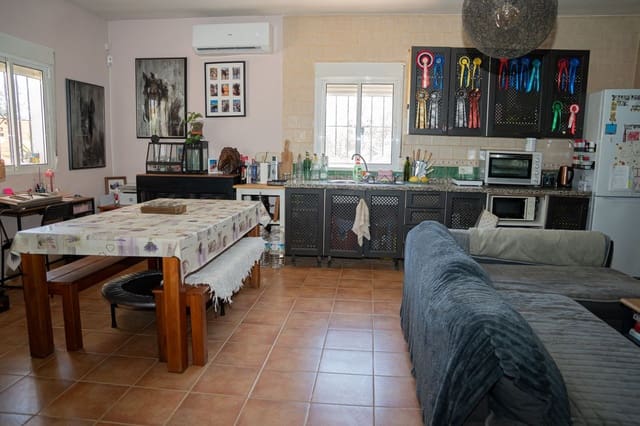 2 soveværelse Finca/Landehus til salg i Alora med swimmingpool - € 186.000 (Ref: 9944678)