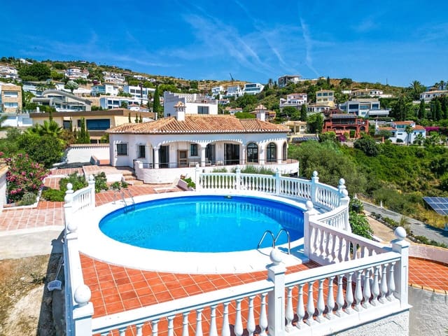 4 quarto Moradia para venda em Salobreña com piscina garagem - 749 000 € (Ref: 9946949)