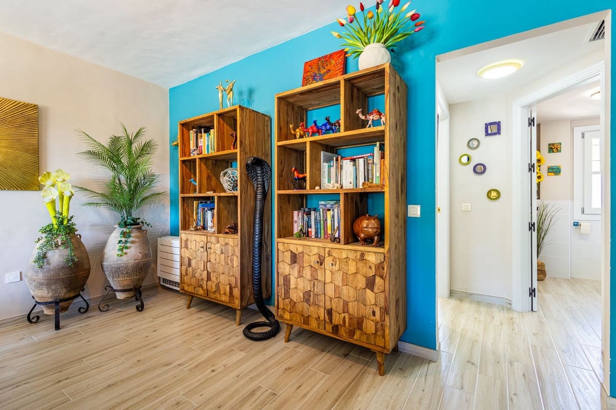 Chalet de 4 habitaciones en Alcaucín en venta con piscina garaje - 499.000 € (Ref: 9954599)